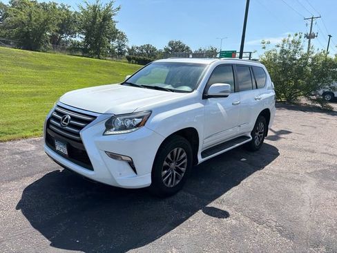 Used 2015 Lexus GX 460 Luxury AWD/4WD image 3