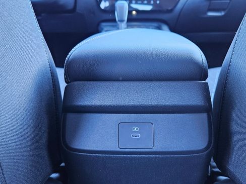Used 2026 Nissan Sentra SV w/ Floor Mat Package FWD image 16