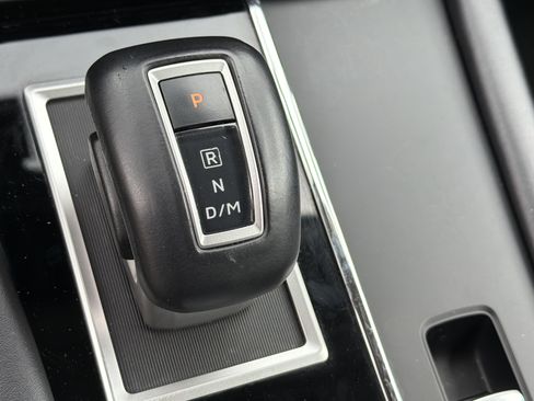 Used 2024 Mitsubishi Outlander SE FWD image 31