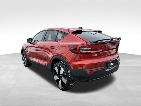 Used 2023 Volvo C40 P8 Recharge Ultimate image 9