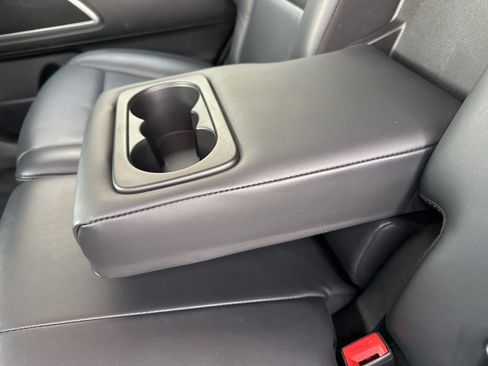 Used 2020 Kia Telluride LX image 18