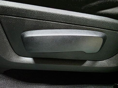 Used 2020 RAM 1500 Classic Warlock AWD/4WD image 17