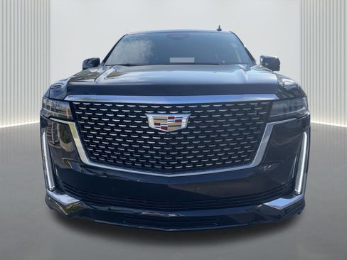 Used 2022 Cadillac Escalade ESV Luxury RWD image 1
