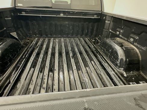 Used 2020 Chevrolet Silverado 1500 LT Trail Boss image 31