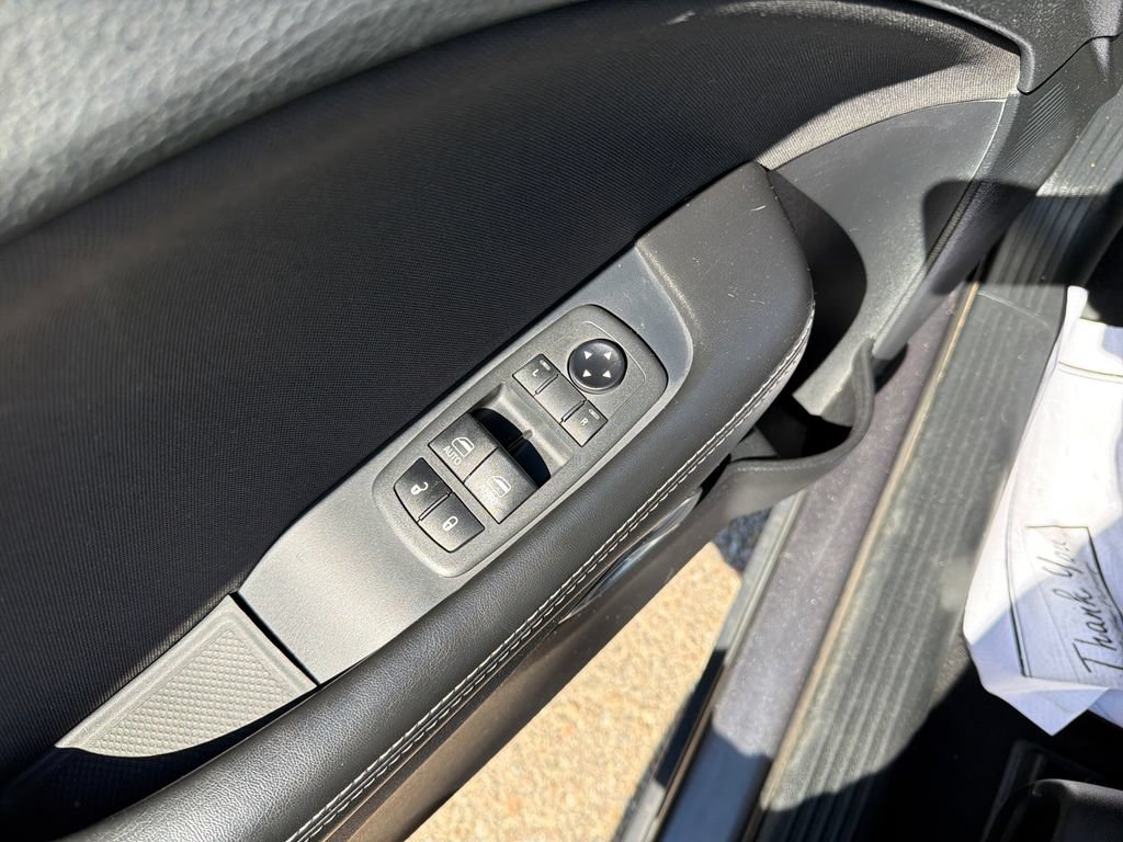 Used 2019 Dodge Challenger SXT RWD image 12