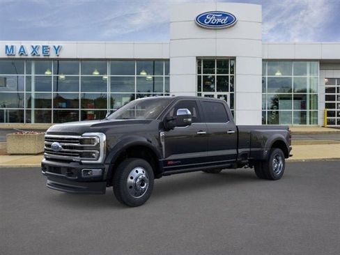 New 2026 Ford F450 Platinum w/ Platinum Plus Package image 45