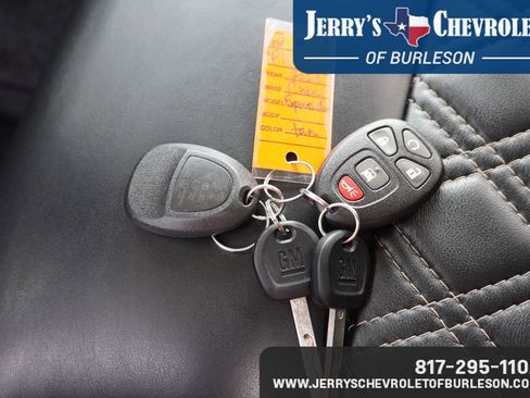 Used 2023 Chevrolet Express 2500 image 12