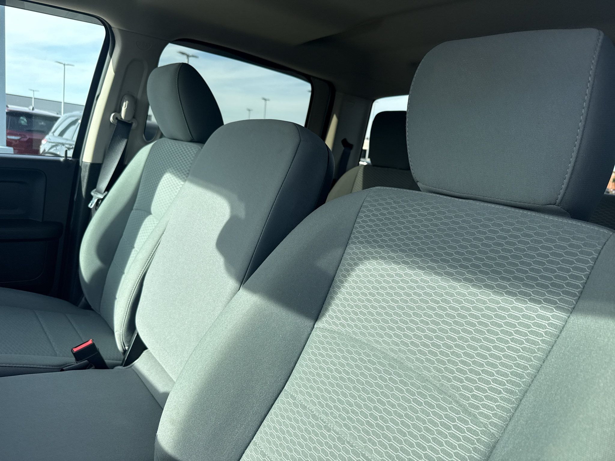 Used 2016 RAM 1500 Express w/ Popular Equipment Group AWD/4WD image 11