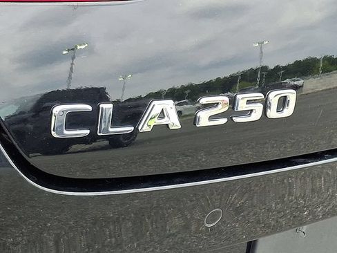 Used 2025 Mercedes-Benz CLA 250 image 30
