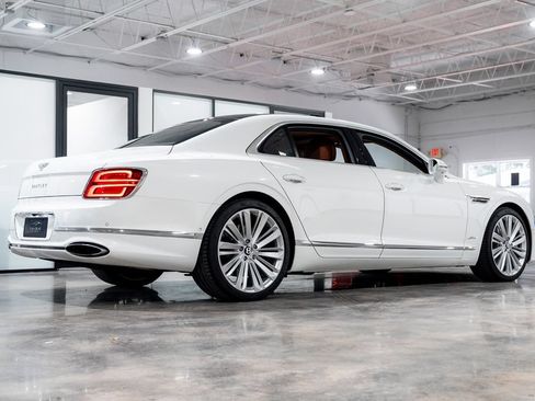 Used 2023 Bentley Flying Spur W12 AWD/4WD image 19
