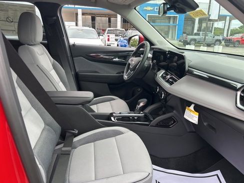 New 2026 Chevrolet TrailBlazer LT w/ Convenience Package image 31