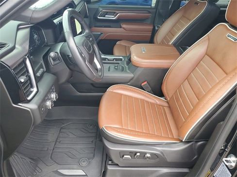 Used 2024 GMC Sierra 3500 Denali Ultimate image 5