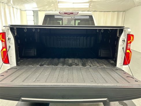Used 2022 Chevrolet Silverado 1500 ZR2 w/ Technology Package image 22