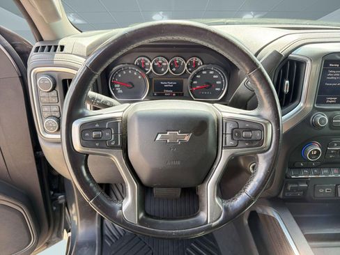 Used 2021 Chevrolet Silverado 1500 LT Trail Boss w/ Convenience Package II image 16