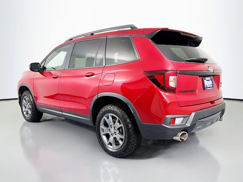 Certified 2025 Honda Passport TrailSport image 7