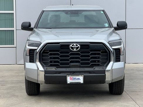 New 2026 Toyota Tundra SR5 w/ TRD Off-Road Package AWD/4WD image 6