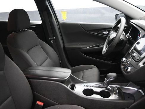Used 2024 Chevrolet Malibu LT image 12