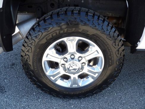 Used 2023 RAM 2500 Big Horn w/ Level 1 Equipment Group AWD/4WD image 64