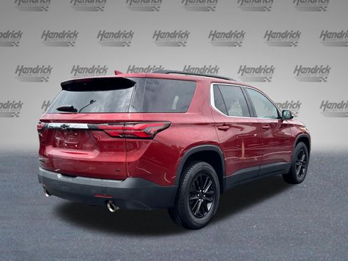 Used 2022 Chevrolet Traverse LT FWD image 10