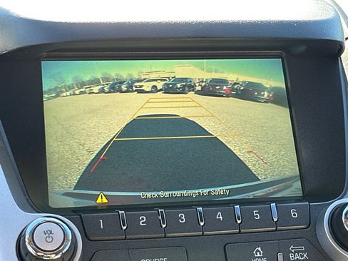 Used 2017 GMC Terrain SLT image 29