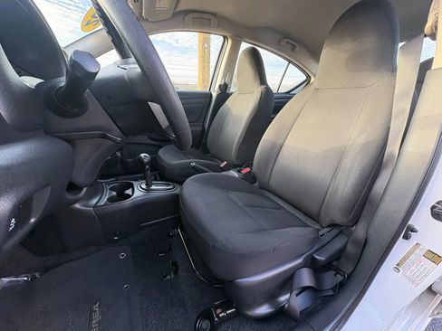 Used 2016 Nissan Versa S Plus FWD image 18