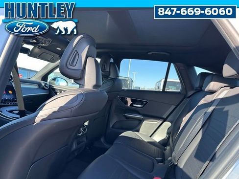 Used 2025 Mercedes-Benz GLC 300 4MATIC w/ AMG Line image 16