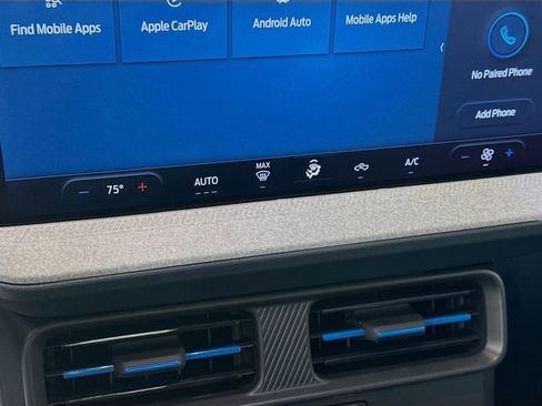 Certified 2025 Ford Maverick XLT w/ Equipment Group 301A image 19