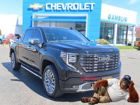 Used 2025 GMC Sierra 1500 Denali Ultimate AWD/4WD image 1