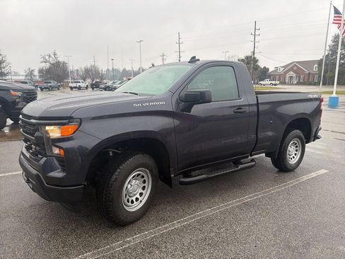 Used 2024 Chevrolet Silverado 1500 W/T w/ WT Value Package image 1