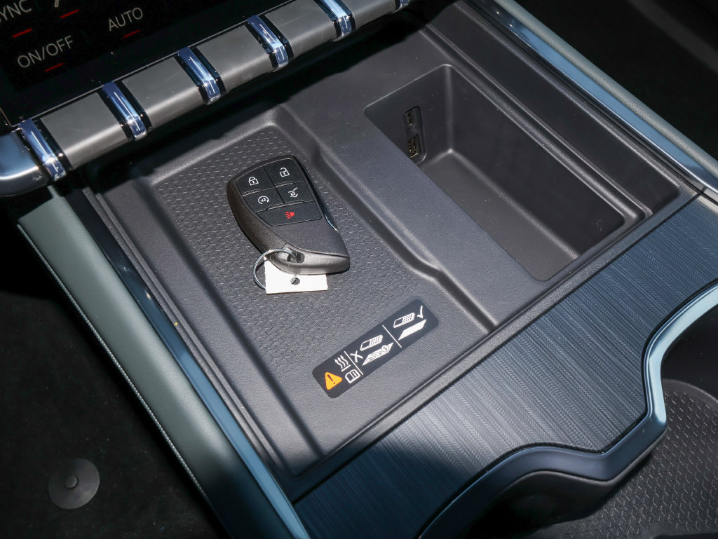 New 2027 GMC Acadia AT4 w/ Luxury Package AWD/4WD image 28