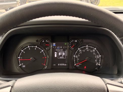 Used 2023 Toyota 4Runner SR5 Premium w/ Moonroof Package AWD/4WD image 37