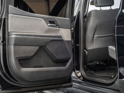 Used 2026 GMC Sierra EV Elevation w/ LPO, Elevation Dark Package AWD/4WD image 40