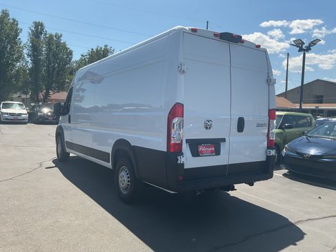 Used 2024 RAM ProMaster 3500 w/ Convenience Group FWD image 7