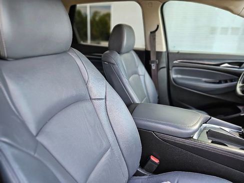 Used 2021 Buick Enclave Essence w/ Sound and Sites Package image 14