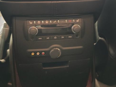 Used 2010 Cadillac Escalade Premium AWD/4WD image 23