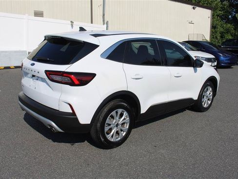Used 2023 Ford Escape Active w/ Cold Weather Package FWD image 7