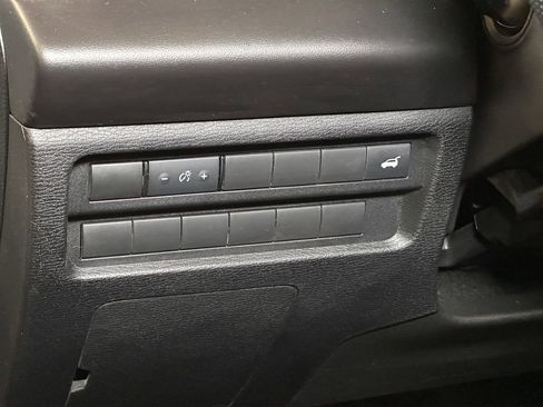 Used 2022 Mitsubishi Outlander SE AWD/4WD image 26