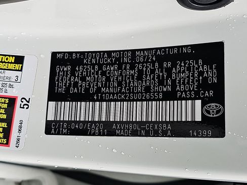 Used 2025 Toyota Camry SE image 26