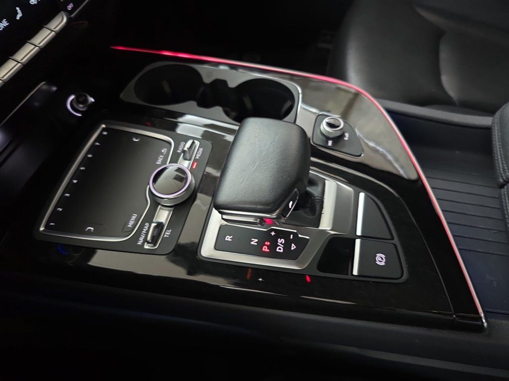 Used 2019 Audi Q7 3.0T Prestige AWD/4WD image 26