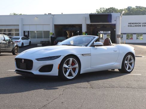 Used 2022 Jaguar F-TYPE Convertible RWD image 5