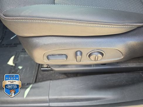 Certified 2023 Buick Encore GX Select w/ Sport Touring Package FWD image 18