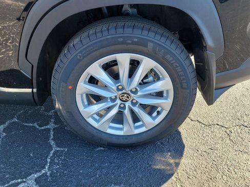 New 2026 Toyota Corolla Cross LE image 5