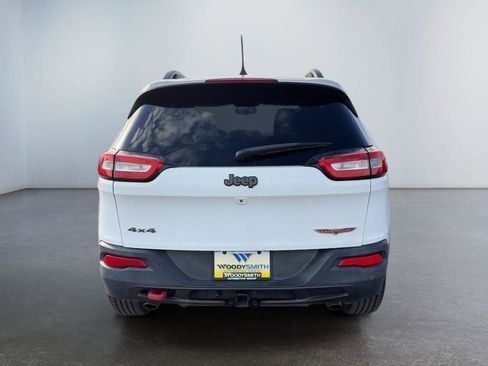 Used 2016 Jeep Cherokee Trailhawk w/ Cold Weather Group image 4