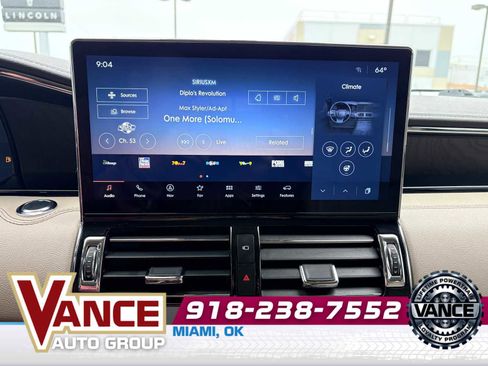 Used 2024 Lincoln Navigator Premiere AWD/4WD image 27
