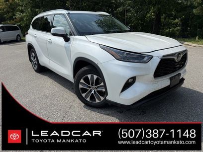 Used 2021 Toyota Highlander XLE