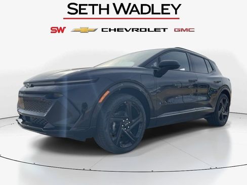 New 2026 Chevrolet Equinox EV RS image 7