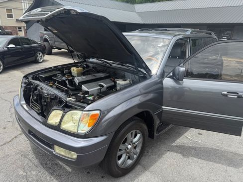 Used 2003 Lexus LX 470 4WD image 42