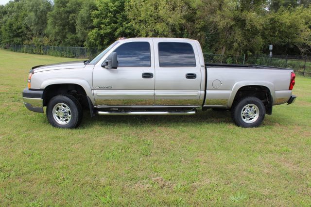 Used 2003 Chevrolet Silverado 2500 LT RWD image 3