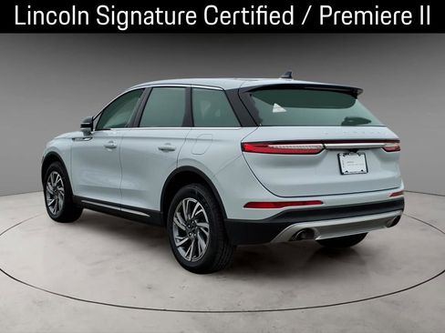 Certified 2025 Lincoln Corsair FWD w/ Equipment Group 101A image 3