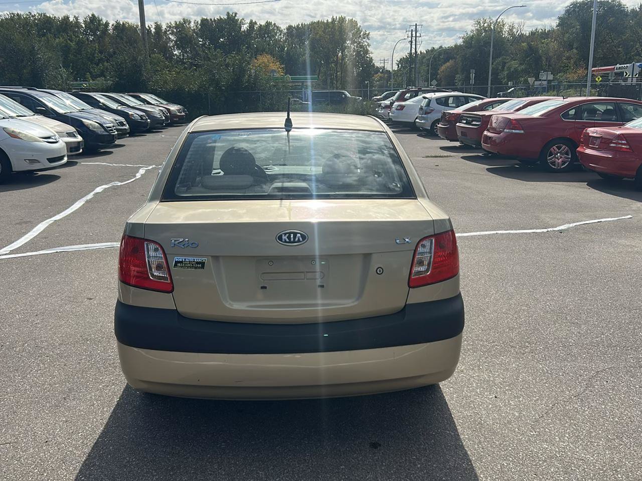 Used 2006 Kia Rio Sedan FWD image 6